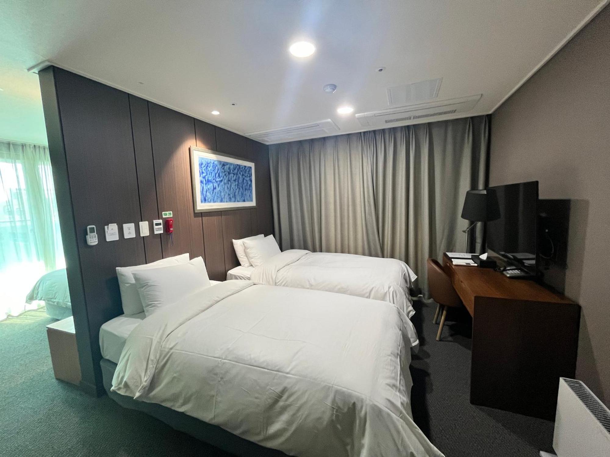 Raonstay In Perla Hotel Jinju Luaran gambar