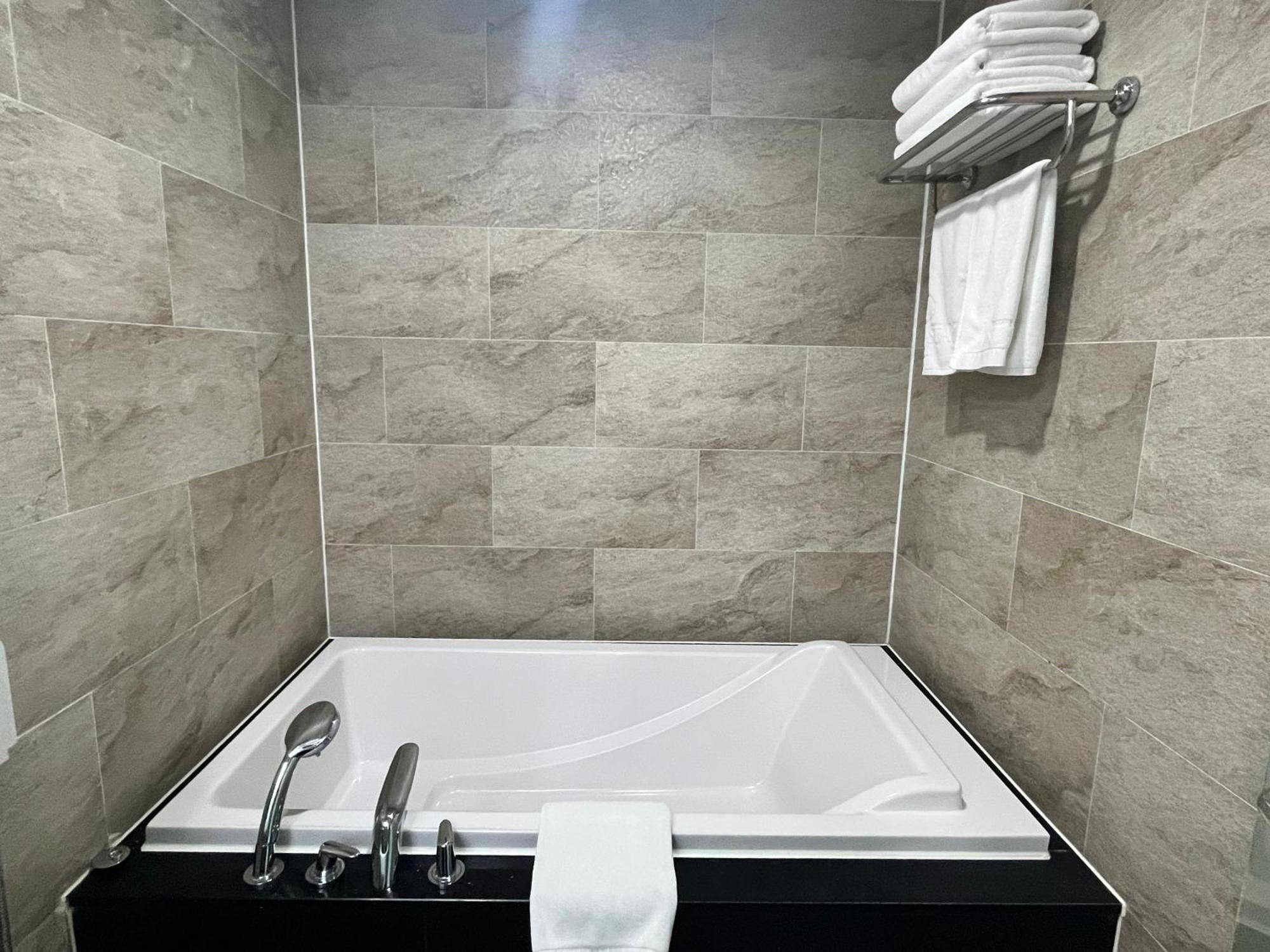 Raonstay In Perla Hotel Jinju Luaran gambar